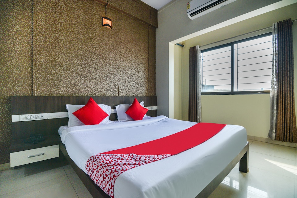 OYO 63693 Hotel Rayee Executive, Kolhapur, Kolhapur