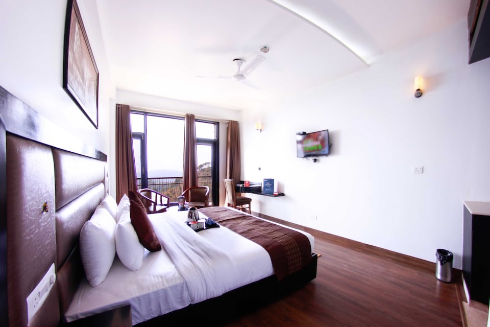 OYO 5159 Andaz Shimla, Kalka-Shimla Highway, Shimla