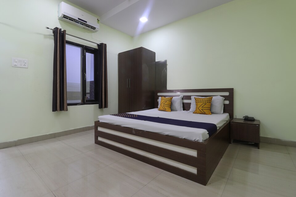 SPOT ON 63722 Silver Galaxy, IIT Kanpur, Kanpur