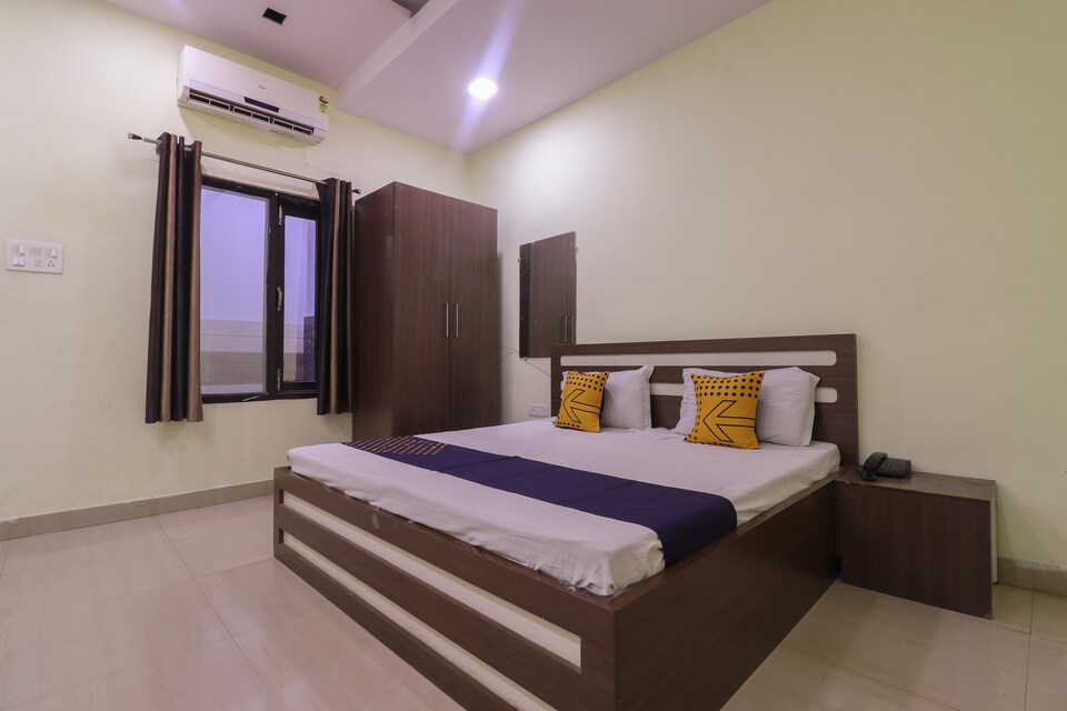 SPOT ON 63722 Silver Galaxy, IIT Kanpur, Kanpur