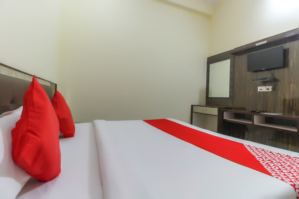 OYO 63728 Hotel Yamuna Vilas, Mathura Station, Mathura