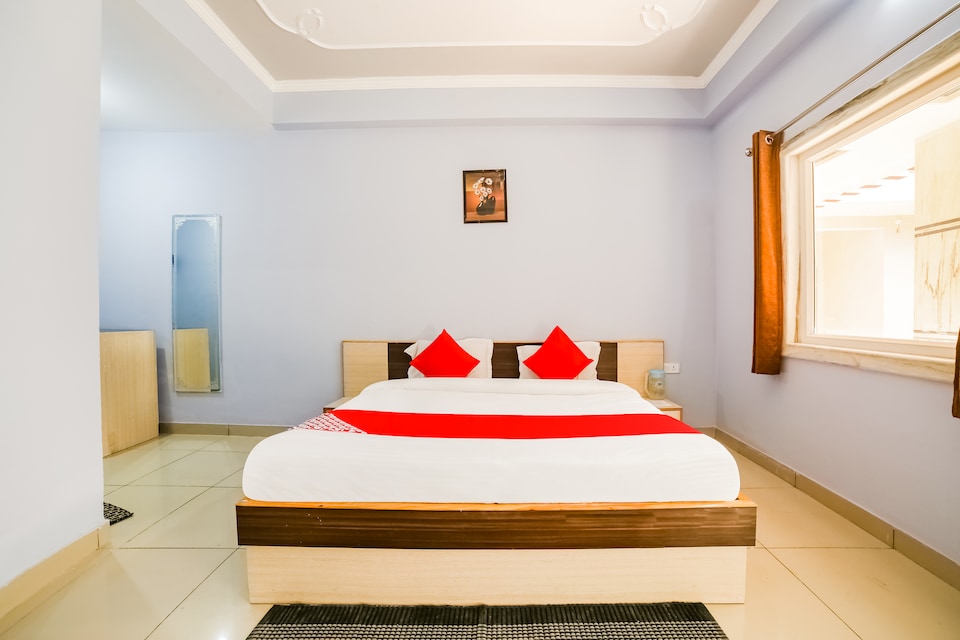 OYO 63741 Hotel Samarth Residency, Mehandipur, Mehandipur