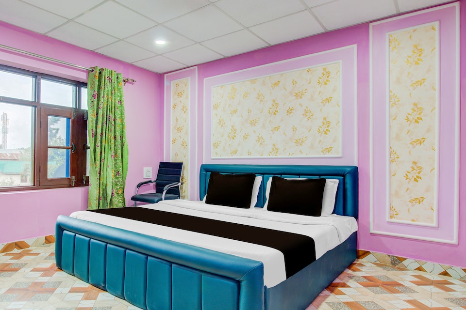 Collection O Airport Road Solina, Lal Chowk Srinagar, Srinagar