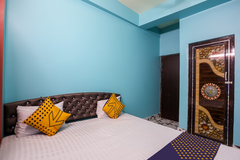 SPOT ON 63767 The Royal Palace, Mayapur, Mayapur