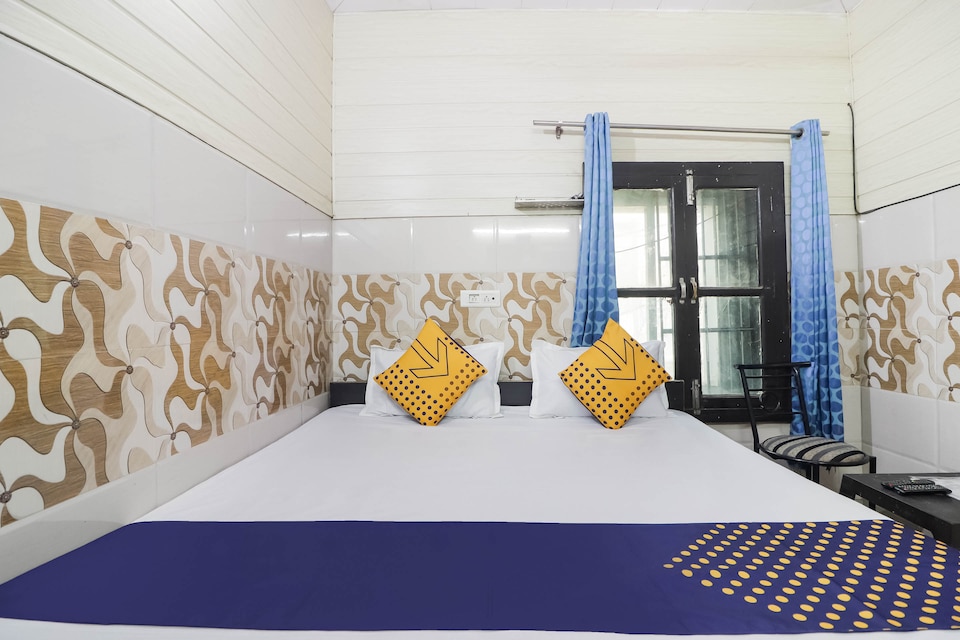 SPOT ON 63768 Ahuja Guest House, GT Road Panipat, Panipat