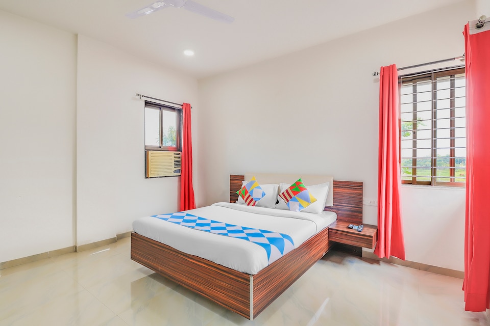 OYO Home 63770 Peaceful Bungalow Deolali, Nashik, Nashik
