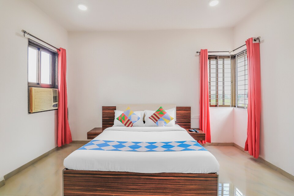 OYO Home 63770 Peaceful Bungalow Deolali, Nashik, Nashik