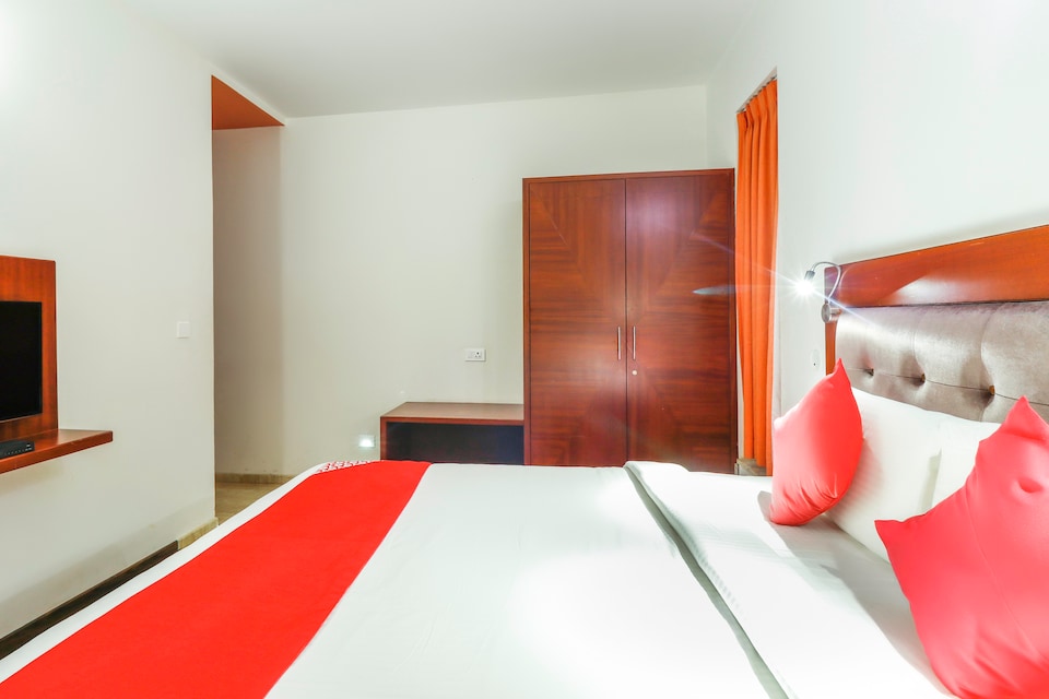 OYO 63776 Sparrow Suites, Hebbal Bangalore, Bangalore