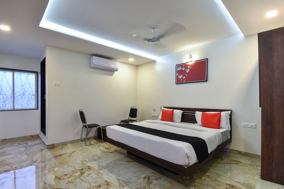 Capital O 63786 Classic Residency, Kharadi Pune, Pune
