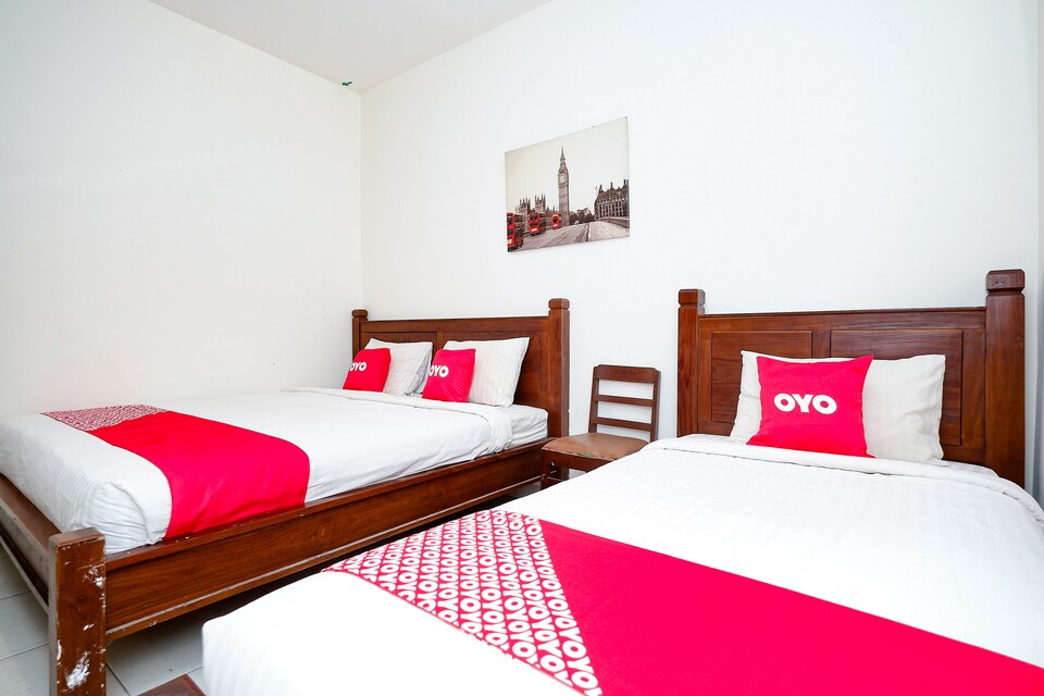 OYO 1924 Sweet Home , Solo Timur, Solo