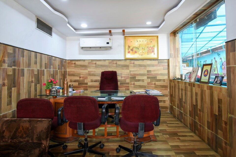 OYO 63804 Kingz Haveli, Dharampeth Nagpur, Nagpur