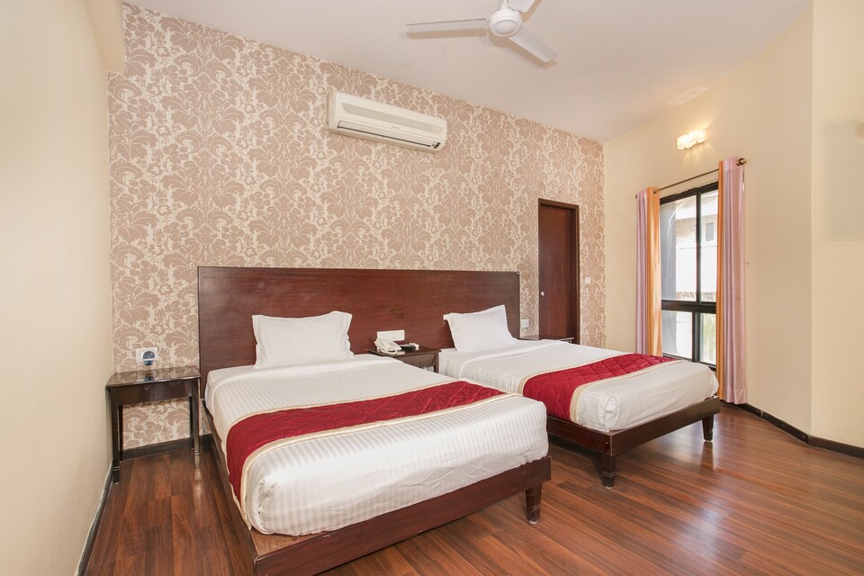 OYO 332 Hotel Melody Inn, Whitefield Bangalore, Bangalore