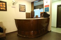 OYO The Mansion Hotel