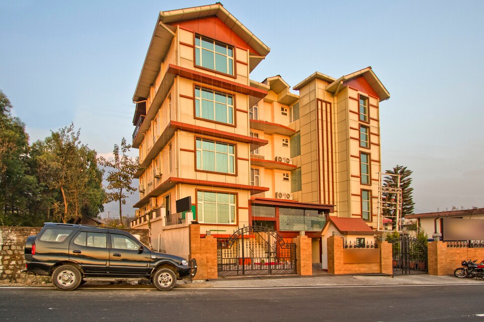 OYO 5165 White Ridge Hotel, Dharamshala, Dharamshala