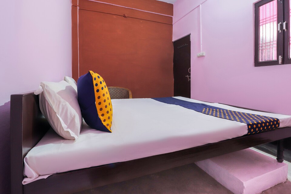 SPOT ON 63838 Hotel Govinda Inn, Airport Lucknow, Lucknow