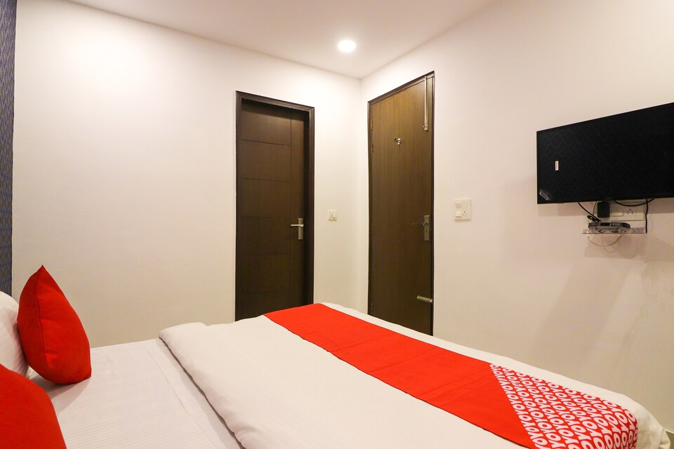 OYO White Orchid, Faridabad, Faridabad