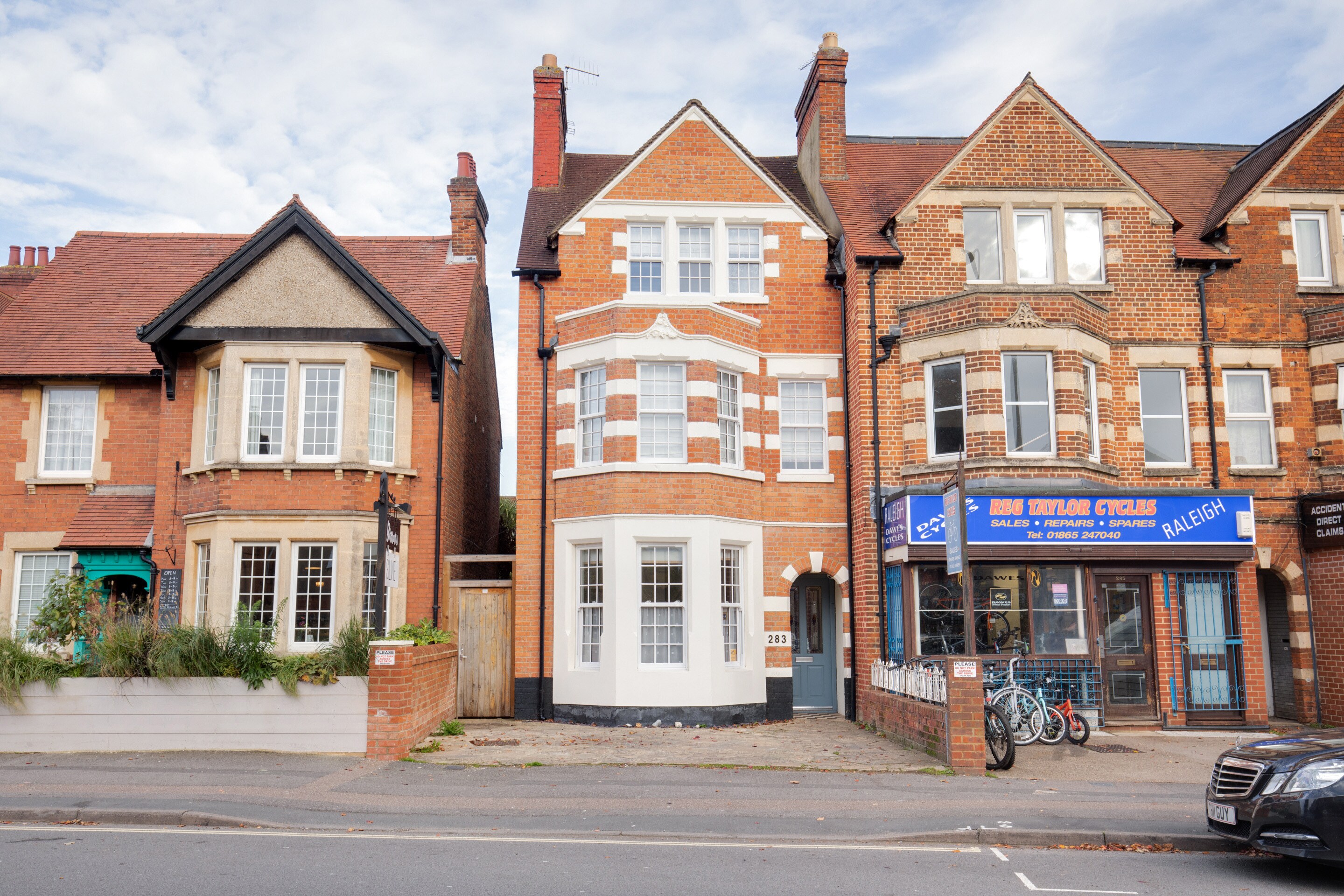 Oyo Iffley Townhouse Oxford Uk Oyo Hotels