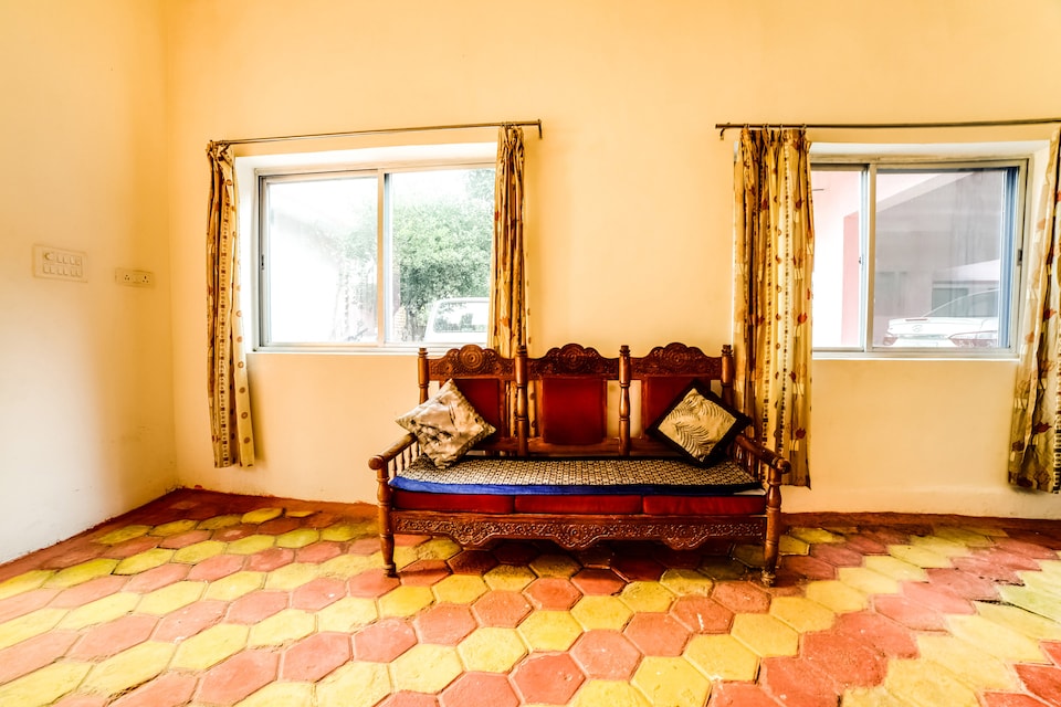 OYO Jay Gurudev Homestay, Khajuraho, Khajuraho