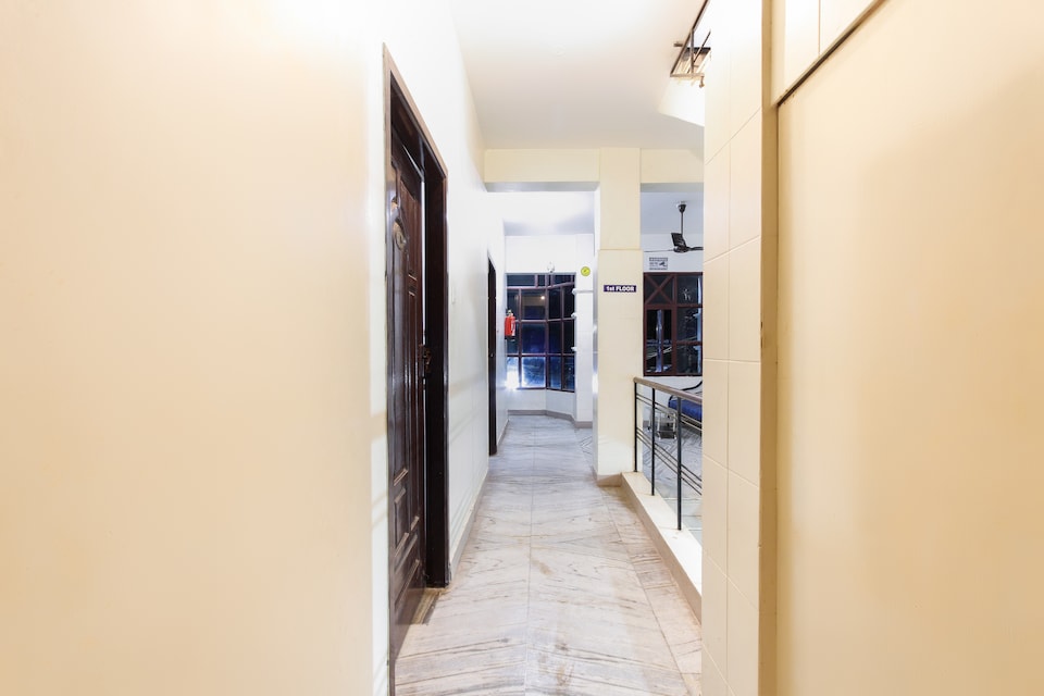 SPOT ON 63887 Sam Lodge , Nagapattinam city, Nagapattinam