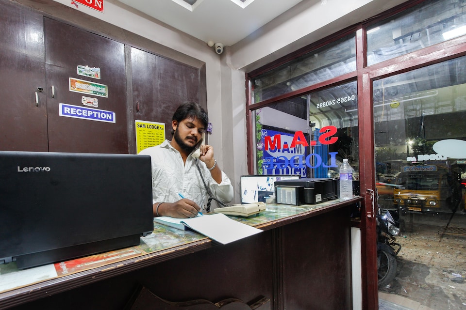 SPOT ON 63887 Sam Lodge , Nagapattinam city, Nagapattinam