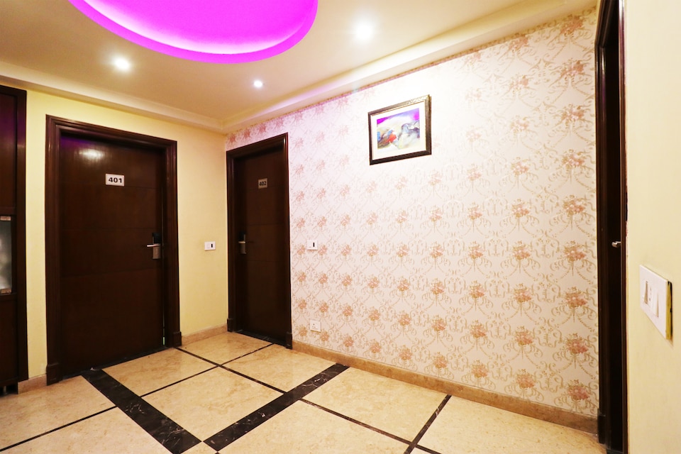 Capital O 63889 A&M Residency, Pitampura - Rohini Delhi, Delhi