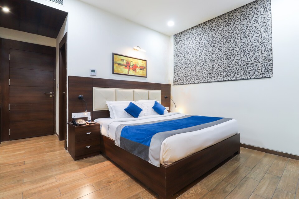 Palette - J B Skyhilton Inn , Alambagh Lucknow, Lucknow