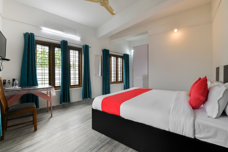OYO 63899 Rooms Inn, Pandalam, Pathanamthitta