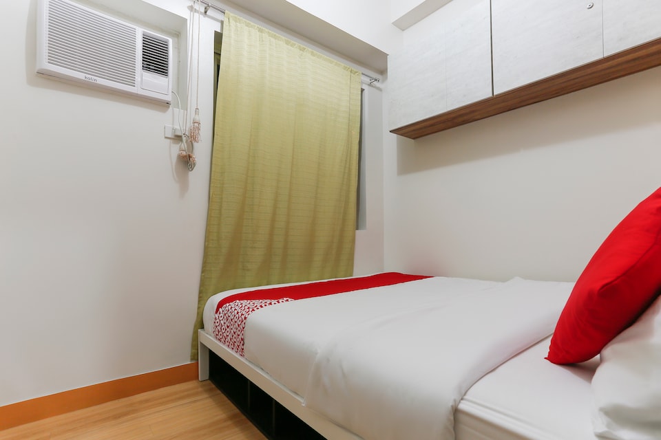 OYO 467 Trees Residences, Quezon City, Quezon City