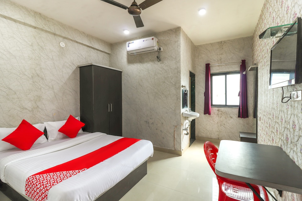 OYO 63926 Hotel Chintamani, Khed Shivapur, Pune