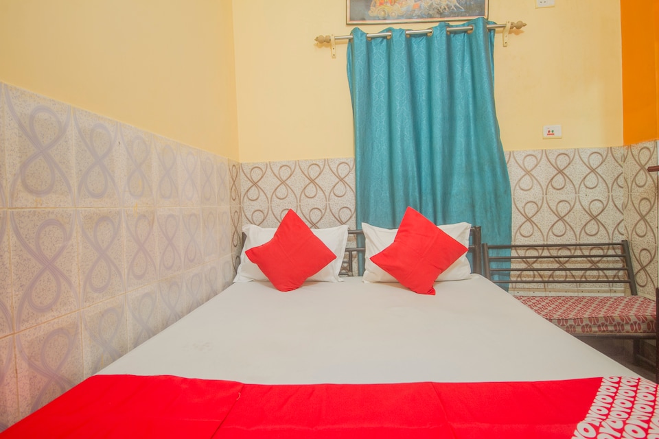 OYO Maa Sarada Lodge, Siliguri Junction Siliguri, Siliguri