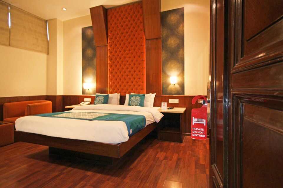 OYO 5176 Hotel Aura Paharganj, Paharganj Delhi, Delhi