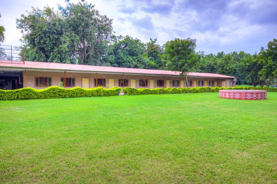 Capital O 63961 Narmada Hills Resort, Omkareshwar City, Omkareshwar