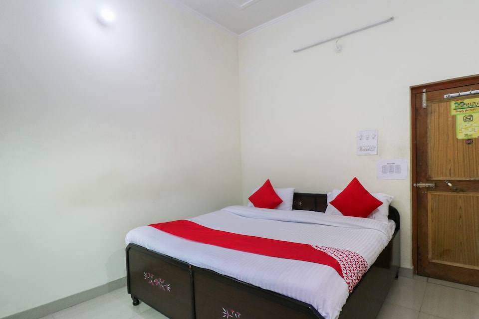 OYO 63966 Jagan Hotel And Restaurant, Chintpurni, Chintpurni