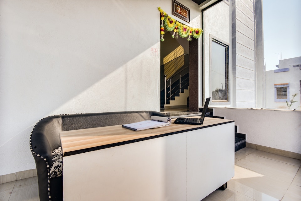 OYO 63977 Hotel Sai Guru Palkhi, Shirdi, Shirdi