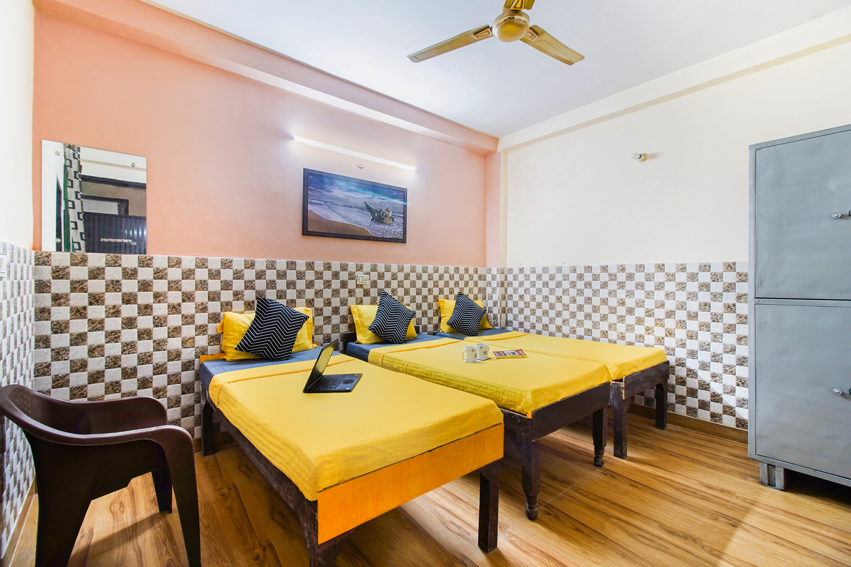 OYO LIFE GRG1810 Maruti Udyog, OYO Living Gurgaon, Book @ ₹2697 - OYO