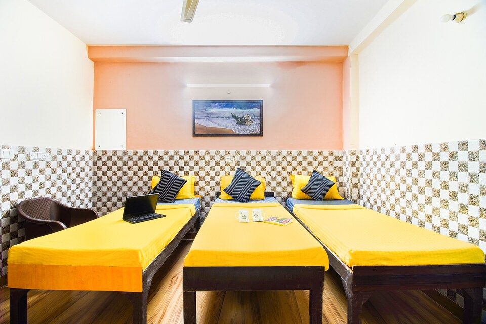 OYO LIFE GRG1810 Maruti Udyog, OYO Living Gurgaon, Book @ ₹2697 - OYO