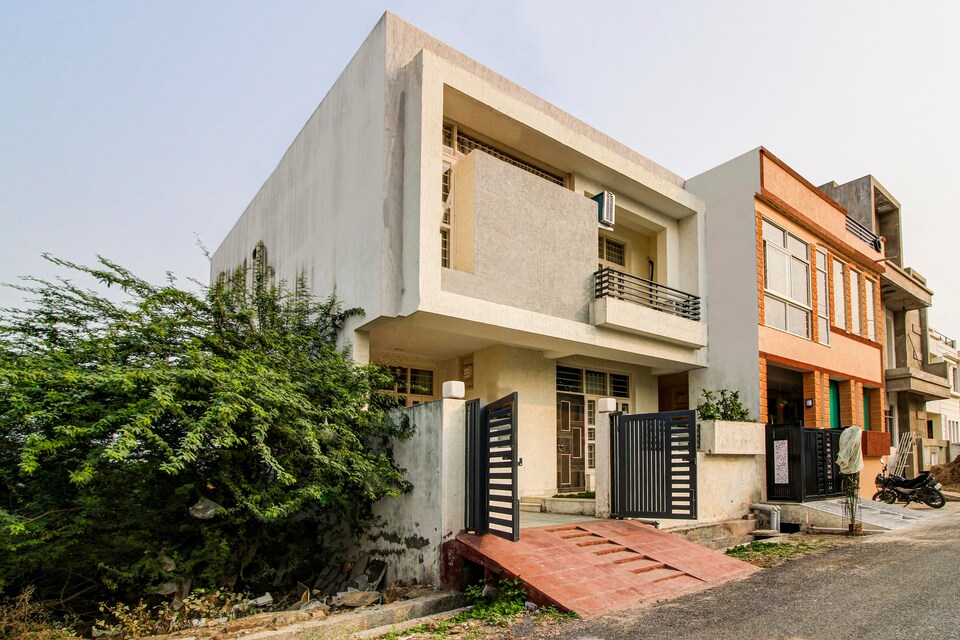 OYO Home 63996 Comfort Stay, Udaipur Central, Udaipur