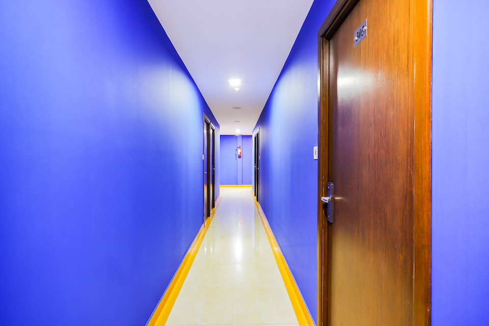 Flagship 64019 Green Dreams Sh College Road, MG Road Kochi, Kochi