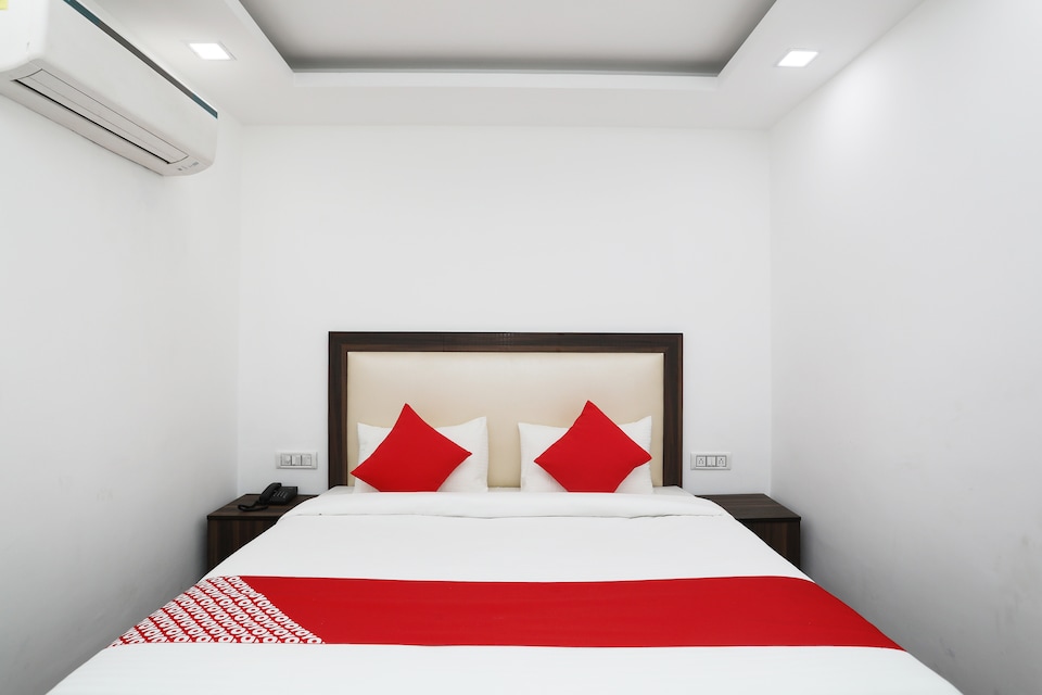 OYO Flagship 64023 Red Apple Home, Greater Kailash Delhi, Delhi