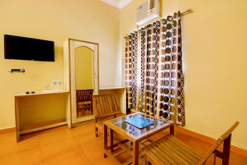 OYO 5182 Hotel Empire, Gandhidham, Gandhidham