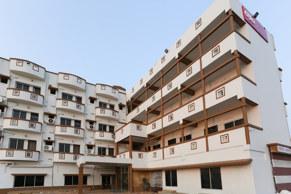 OYO Flagship 64039 Reshmi Plaza, Mandarmoni, Mandarmoni