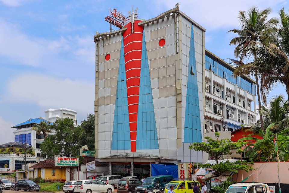 Collection O 50234 Hotel Geebee, Ankamaly Airport Kochi, Kochi