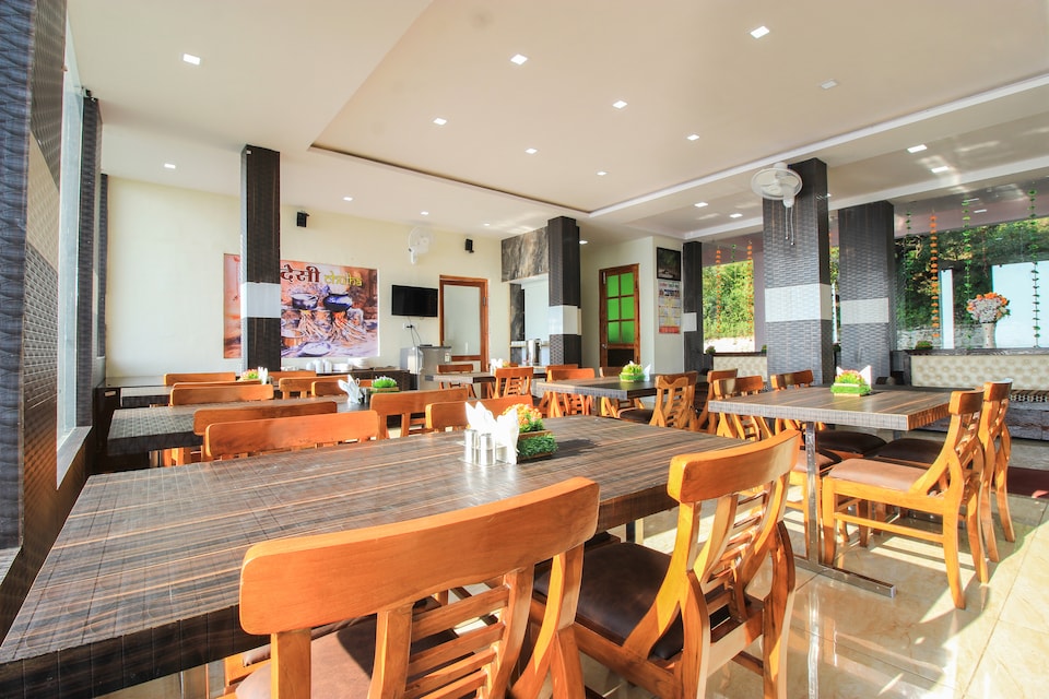 Capital O 64063 Sun Stars Inn, Mall Road Nainital, Nainital