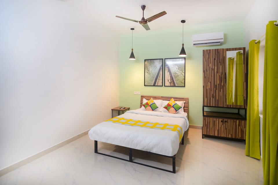 OYO 64064 Home Riyas Sainulabdeeb, Thampanoor Trivandrum, Trivandrum