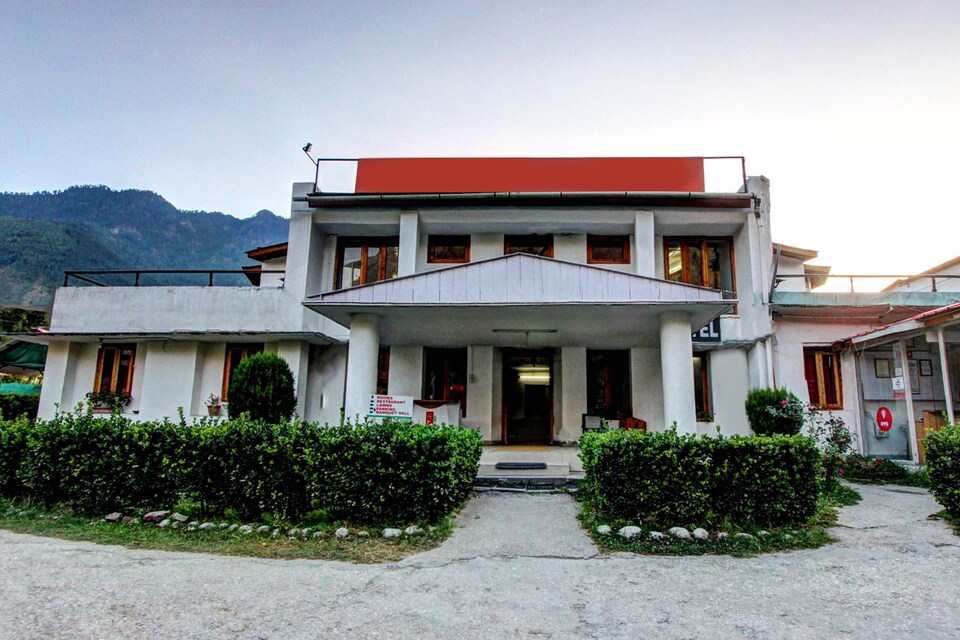 OYO 5186 near Airport, Kullu, Kullu