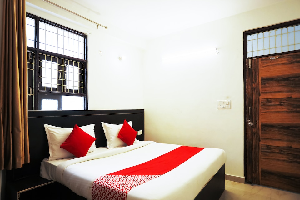 Hotel O Discovery Deluxe, Anand Vihar Delhi, Delhi