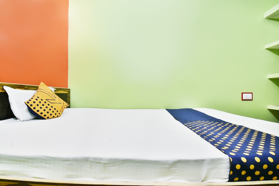 SPOT ON 64082 Bhagwat Inn, Patna Station, Patna