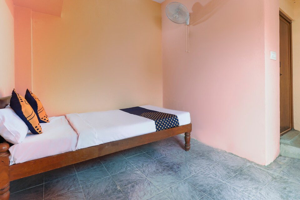 SPOT ON 64109 Sri Hanuman Residency, Kengeri - Rajarajeshwari Nagar Bangalore, Bangalore