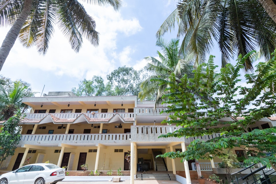 Capital O 64114 The GM Roost, Jalahalli Bangalore, Bangalore