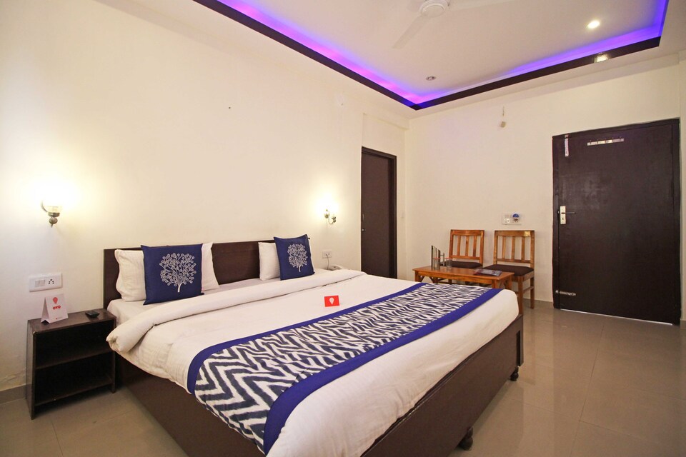 OYO 5191 Hotel Hill Palace, Kausani, Kausani